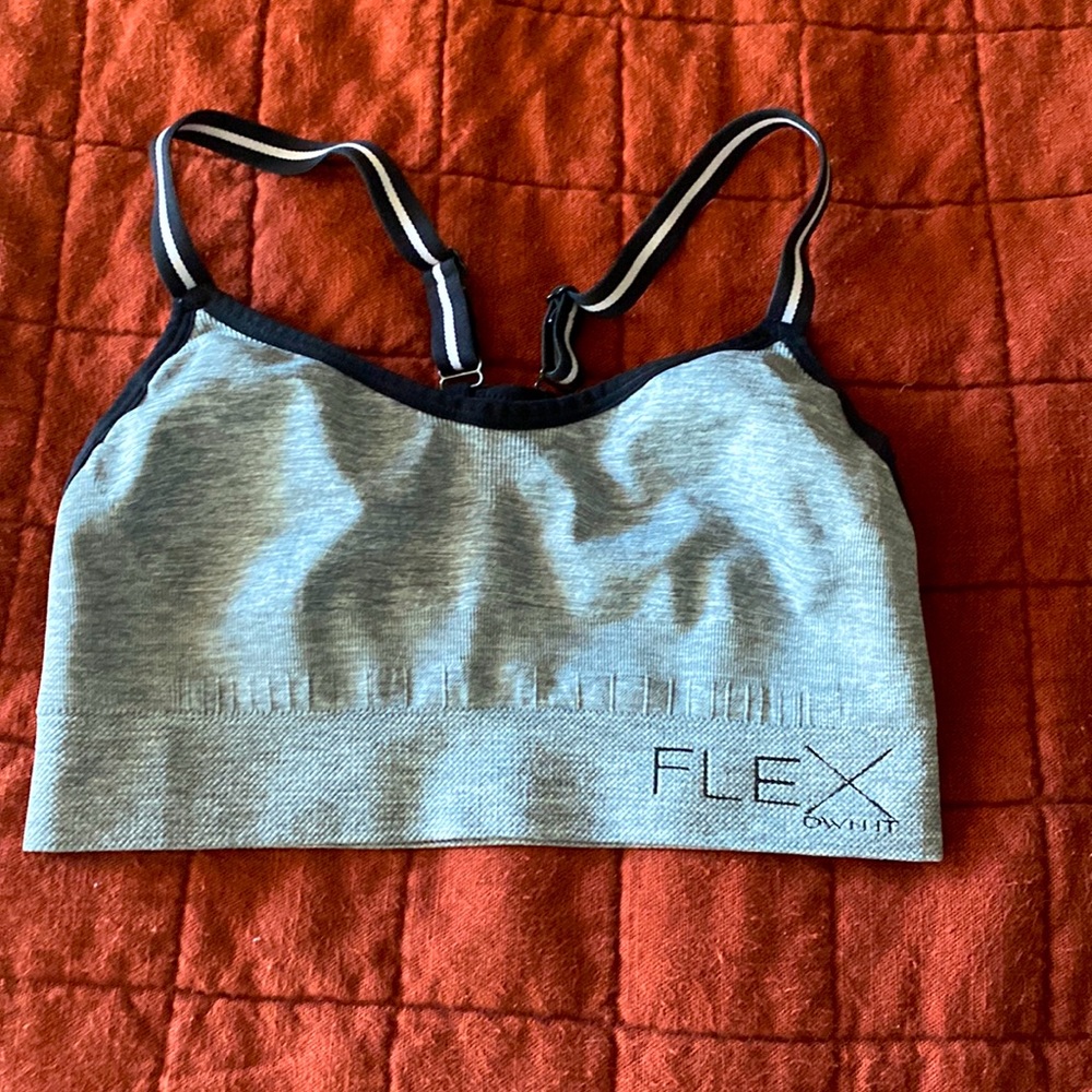 Sports bra